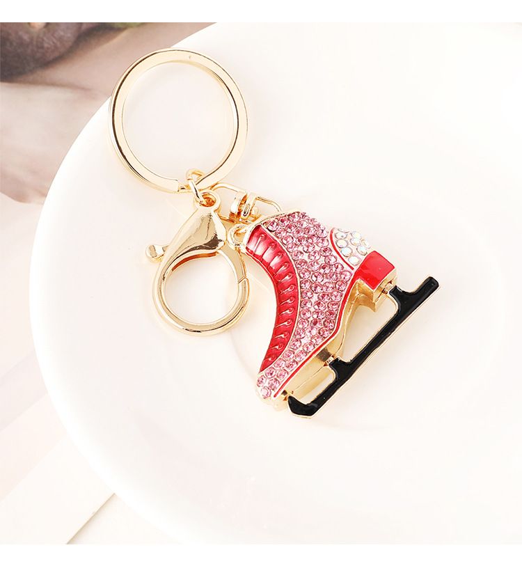 Squisito ciondolo per auto tempestato di diamanti, accessori per neonati, piccolo regalo, pattini da ghiaccio, scarpe, portachiavi_voghion.com