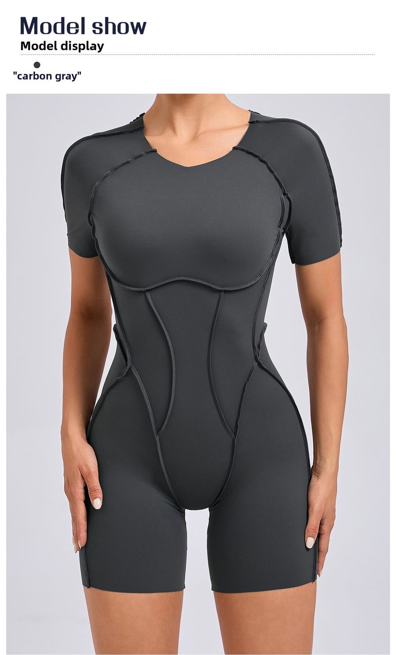 Tuta sportiva da yoga in un unico pezzo, aderente, a maniche corte e senza schienale, con estetica tridimensionale europea e americana_voghion.com