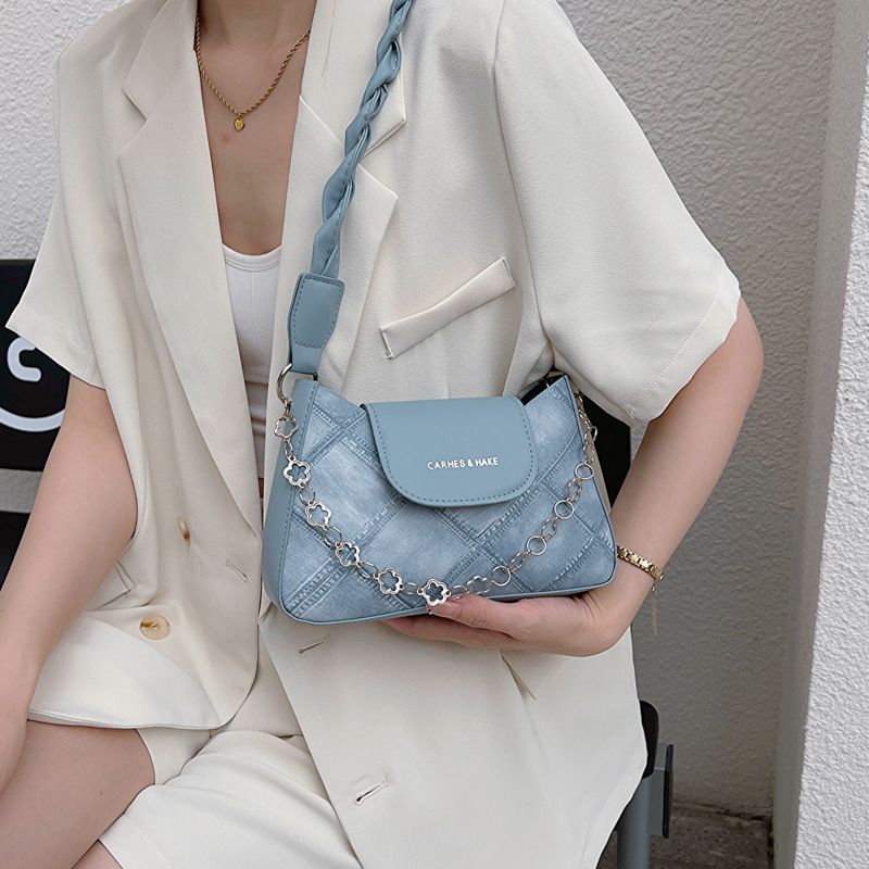 Trendy Nischenhandtaschen für Frauen Sommer 2025 Neue strukturierte Umhängetaschen_voghion.com