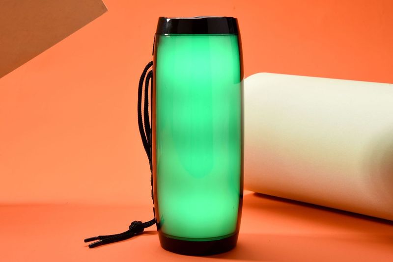 Cross Border New TG157 Bluetooth Speaker Portable Small Speaker Creative Gift Outdoor Waterproof Subwoofer_voghion.com