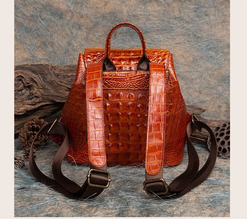 Mehrzweckrucksack aus Rindsleder im chinesischen Retro-Stil mit Reliefprägung, handgefertigt, mit Lederfinish._voghion.com