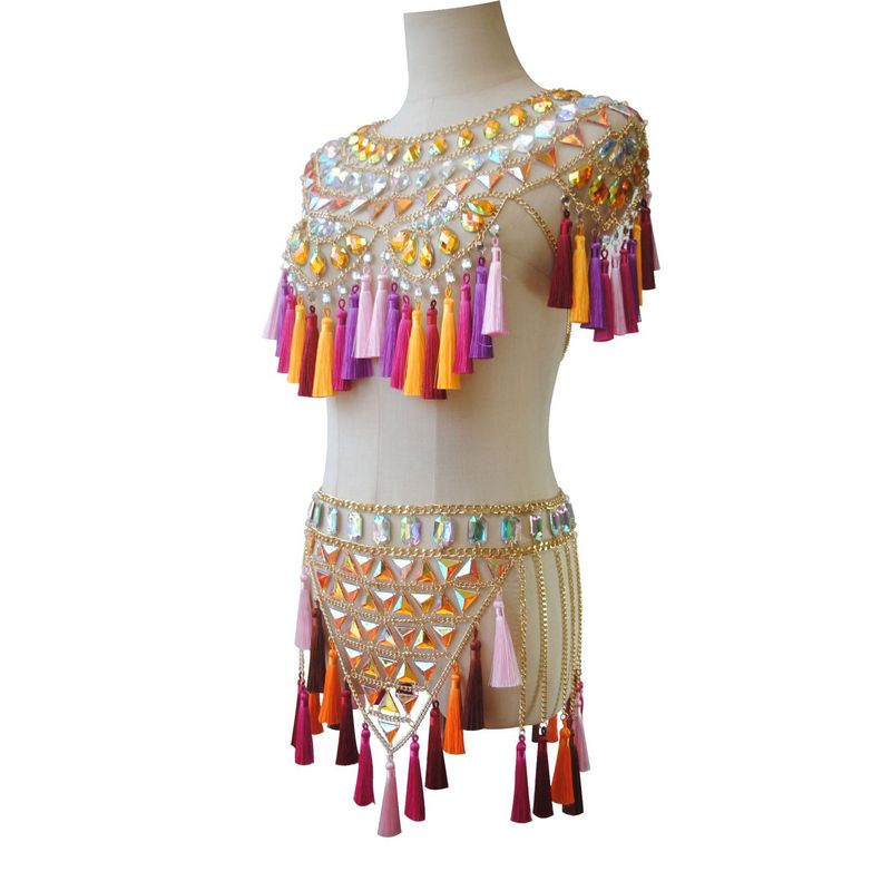 Set di reggiseno con frange bohémien e catena per la vita fatti a mano, gioielli per il corpo da festival in spiaggia per donne, accessori unici per bikini all'uncinetto_voghion.com