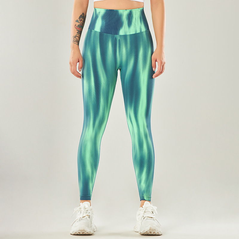 Set de îmbrăcăminte de yoga în stoc, sutien sport, pantaloni scurți de yoga fără cusături, pantaloni de yoga colorați, set de trei piese de îmbrăcăminte pentru yoga Aurora_voghion.com