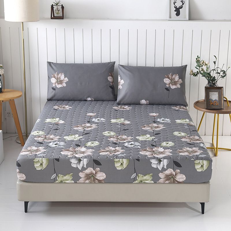 Printed Quilted Fitted Sheet Set 3-Piece Cotton Filled Includes Mattress Protector Pillowcase Wrinkle Resistant Easy Care Stylish Floral Design_voghion.com