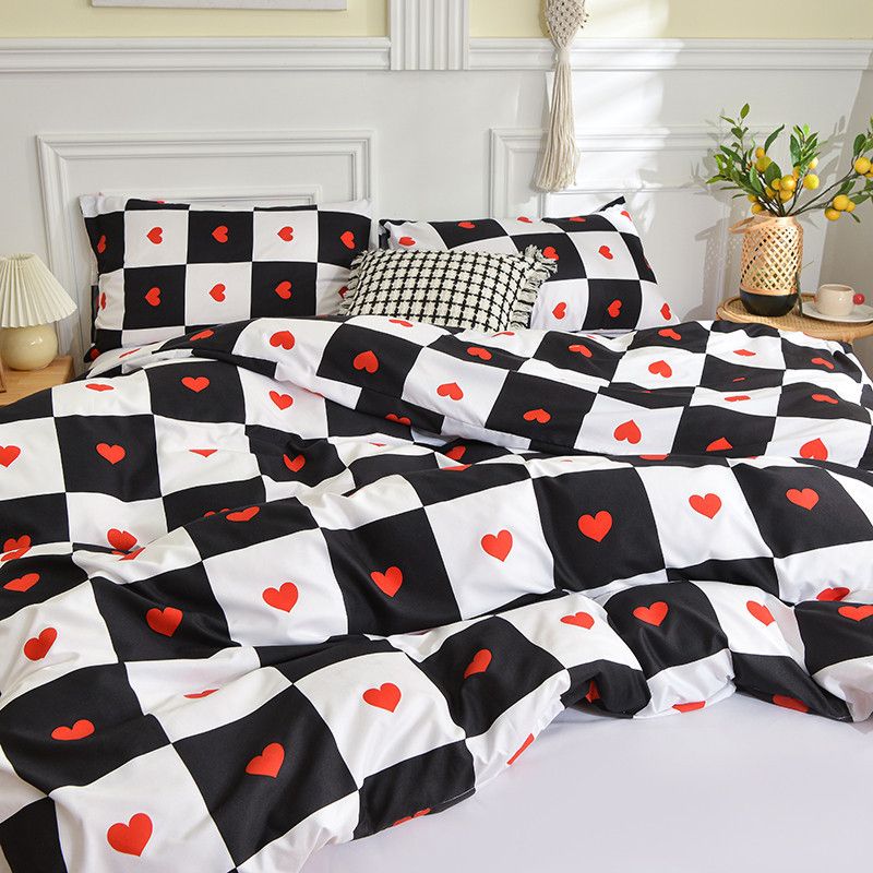 Soft Fiber Simple Black And White Checkerboard Bedding Set Love Double Sided Printing Duvet Cover Quilt Cover 3PC Bedding Set_voghion.com