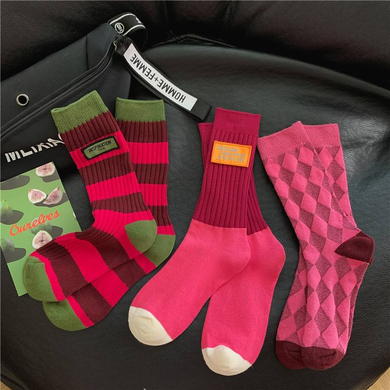 Socks women's cloth label stripes matching color diamond-shaped women's mid-tube socks ins tide double needle rose red women's socks pile socks_voghion.com