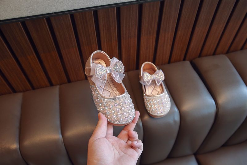 Atmungsaktive, modische, ausgehöhlte Sandalen für Kinder und Mädchen_voghion.com
