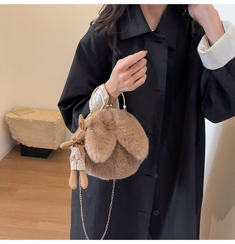 Borsa a tracolla in peluche di nuova tendenza moda autunno e inverno Borsa a tracolla in peluche per donna Instagram Borsa a catena con una spalla morbida e carina per donna_voghion.com
