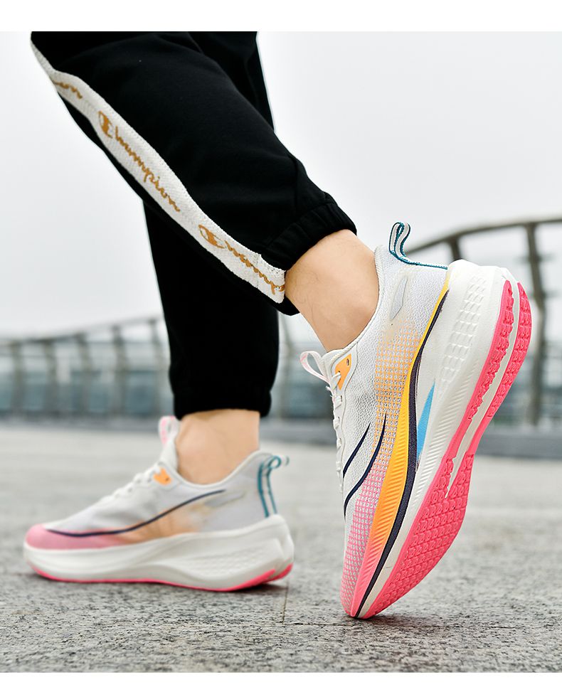 Nuove scarpe da corsa per coppie con piastra in carbonio esplosiva e suono di attrito, scarpe da ginnastica ammortizzanti per maratona da donna per studenti maschi_voghion.com