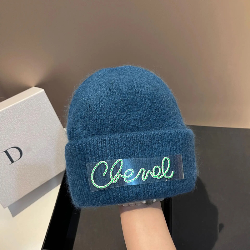 Autumn and winter small fragrance rabbit fur knitted hat Russian thickened warm ear protection double-fold woolen hat soft glutinous pullover hat
_voghion.com