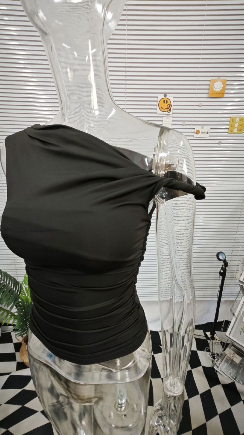 Damenbekleidung Einfarbig One-Shoulder Schrägkragen Plissee Asymmetrisch Sexy Slim Fit Top_voghion.com