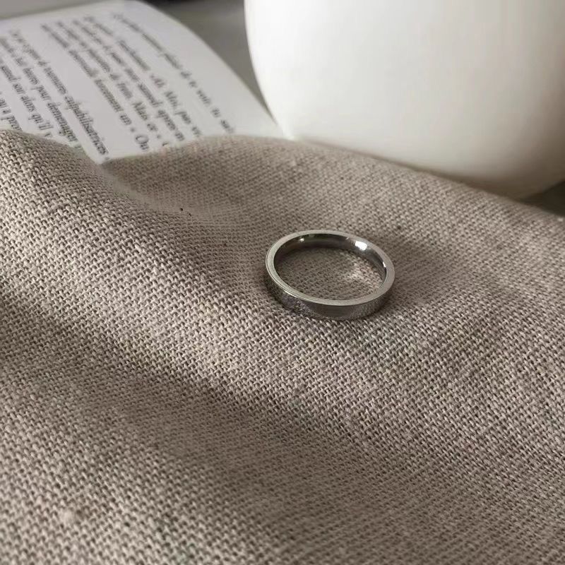 Non-Fading Personality Self-Discipline Titanium Steel Men's Plain Band Women's Minimalist Style Simple Niche Couple_voghion.com