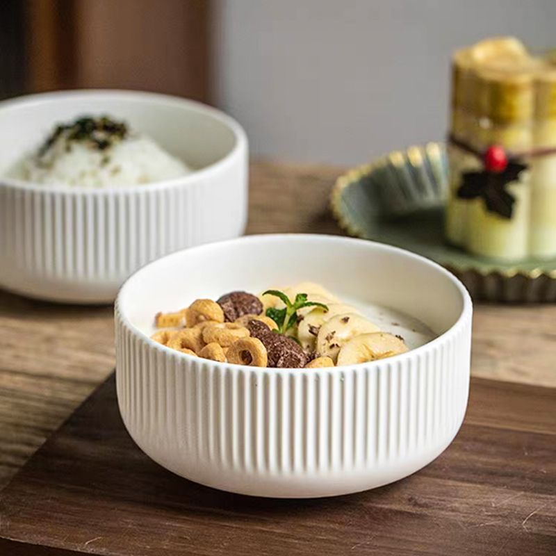 Handgefertigtes Reisschüssel-Set aus Keramik – Japanisch inspiriertes geprägtes Geschirr, mikrowellengeeignete Suppen- und Reisschüsseln (4-teilig, 6-teilig oder 8-teilig)_voghion.com