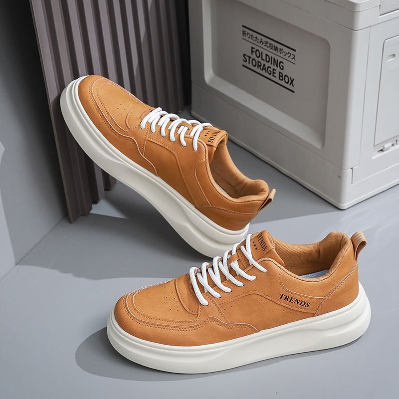 Autunno 2025 Nuove Scarpe Sportive Traspiranti Comode alla Moda da Uomo Bianche Basse alla Moda_voghion.com
