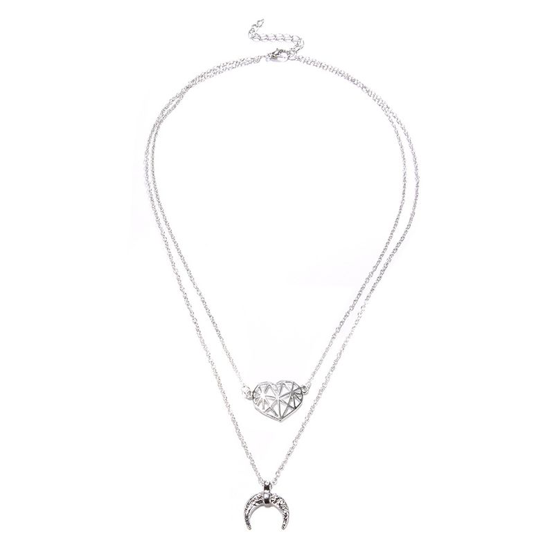 Fashionable, Minimalist, And Versatile Accessories, Hollowed Out Love, Moon Pendant, Necklace, Collarbone Chain_voghion.com