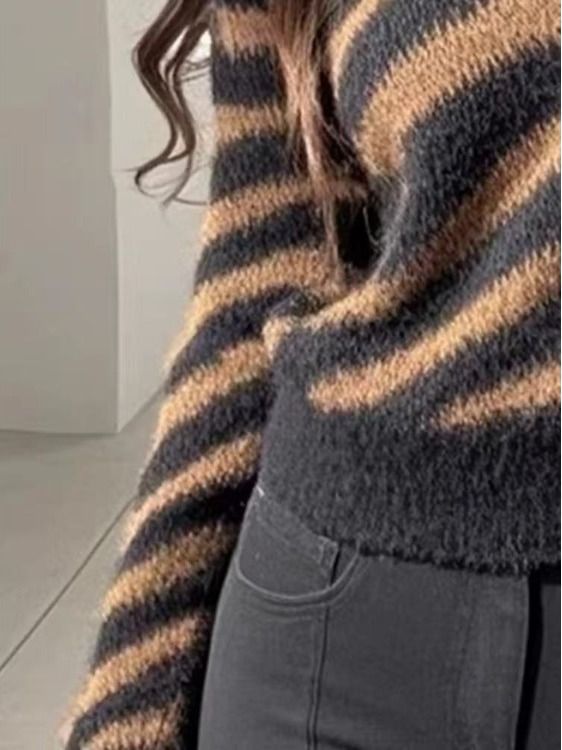 Mädchen 2025 Herbst Winter Retro Gestreifter V-Ausschnitt Strickpullover Damen Unterwäsche Design Sinn Super Schönes Langarmtop_voghion.com