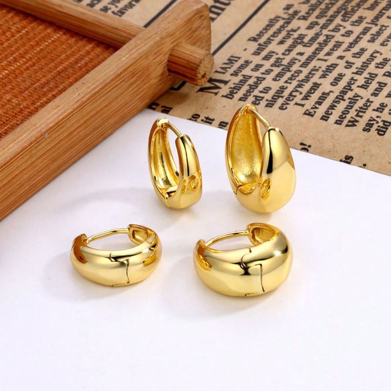 Boucles d'oreilles en cuivre tendance, ensemble élégant et exquis de trois pièces, bijoux polyvalents pour femmes, créoles haut de gamme_voghion.com