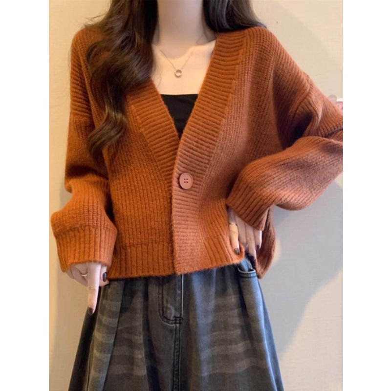 2024 nuova giacca corta in maglia rossa con scollo a V da donna in inverno, abbinata a cardigan lavorati a maglia per pigri outfit autunnali_voghion.com