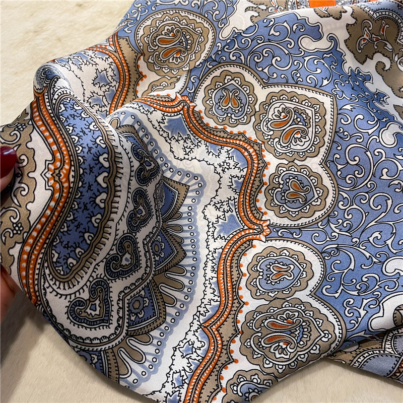 Pañuelo cuadrado pequeño occidentalizado, pañuelo de seda, pañuelo de seda de imitación para mujer, chal estampado, pañuelo de protección solar, diadema,_voghion.com