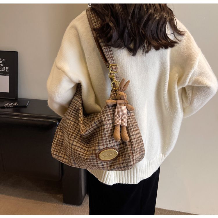 Nuova borsa a tracolla retrò per donna, borsa a tracolla in lana scozzese autunnale e invernale, ragazza di moda di nicchia_voghion.com