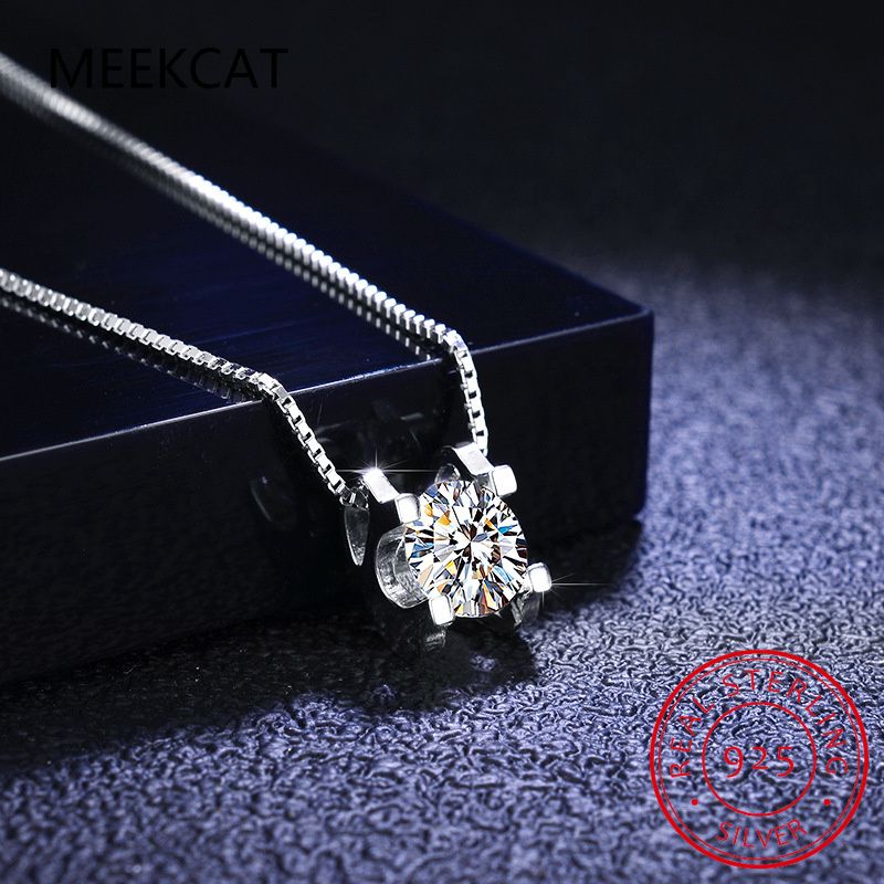 Collana con ciondolo quadrato in vera moissanite di moda, colore D, diamanti da laboratorio VVS1, argento sterling per donna, gioielli raffinati da sposa PE032_voghion.com