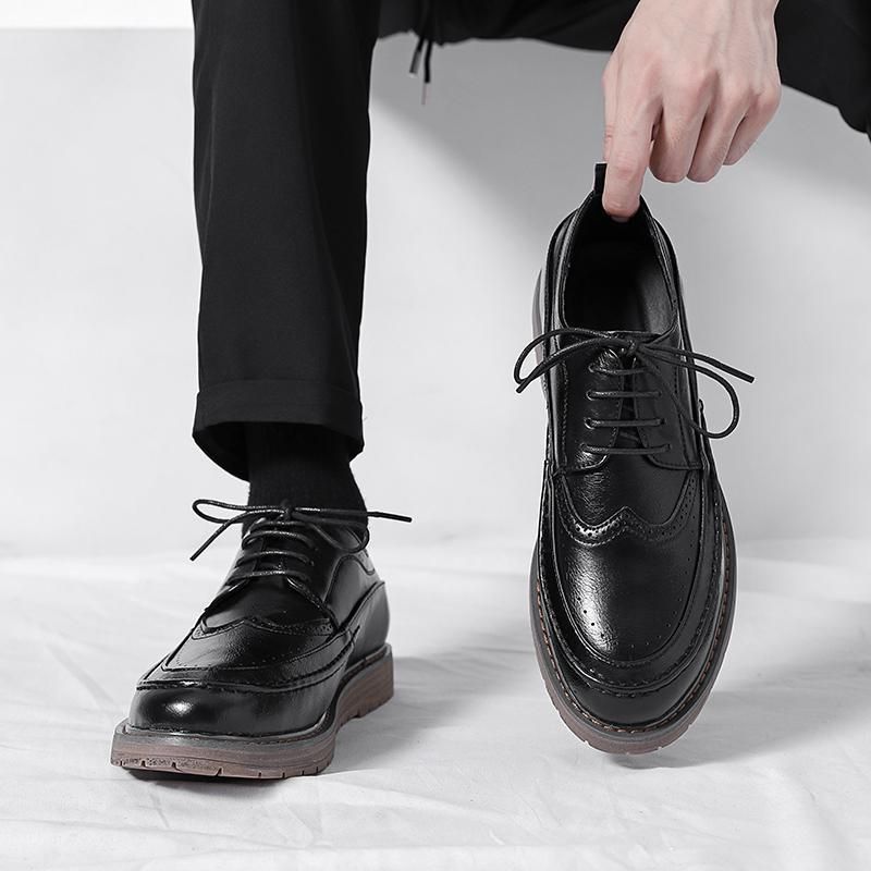 Scarpe da uomo in stile britannico autunnale con punta arrotondata, stile brogue, in pelle intagliata, formali, casual, barocche_voghion.com