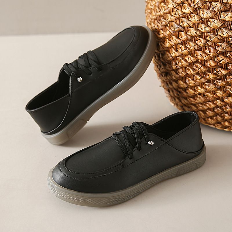 Flat bottomed casual two lazy white women's autumn new item, one foot on small leather shoes, soft sole, comfortable_voghion.com
