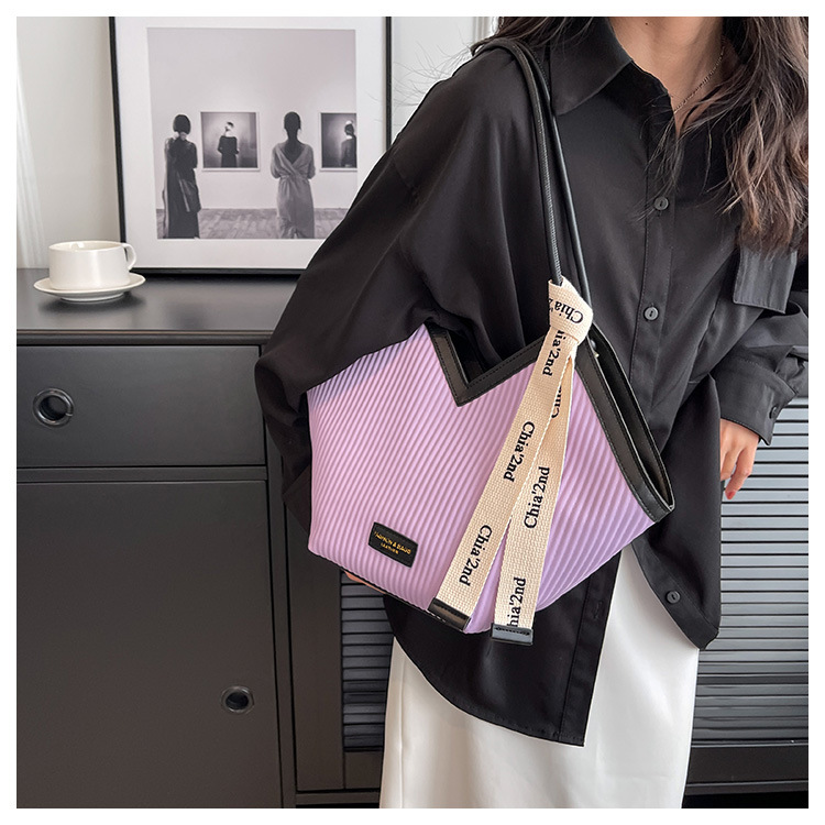 Borsa texture di fascia alta 2023 nuova borsa a tracolla primaverile ed estiva borsa da pendolare di grande capacità da donna borsa tote all-match_voghion.com