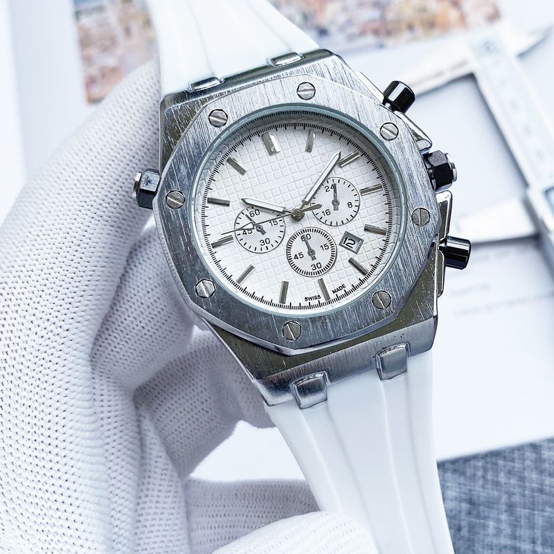 Men's Leisure Love Quartz Tape Multi Functional Full Sky Star Watch Royal Diamond Ring_voghion.com