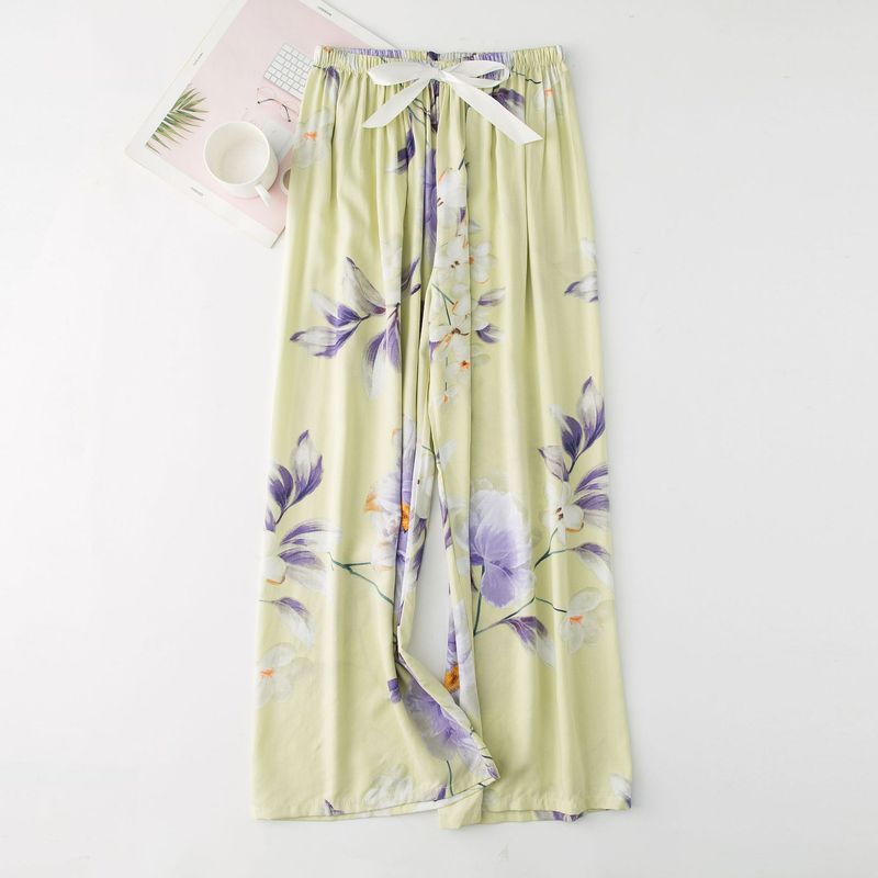 Women's Sleepwears Large size pants thin pregnant women can wear shorts on the beach_voghion.com