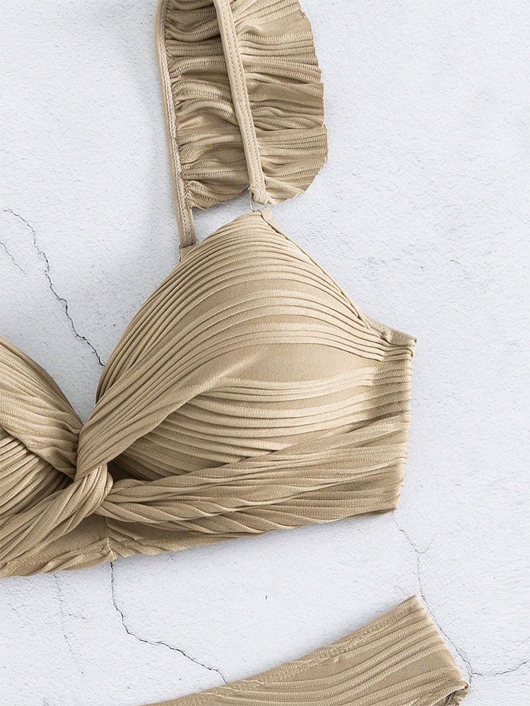 Damenbekleidung Neue einfarbige fliegende Kante gesammelt Strand Bikini hohe Taille Dreieck Hot Spring Split Badeanzug Damen_voghion.com