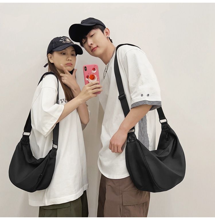 Borsa in tessuto di nylon da donna, borsa a tracolla semplice con motivo a mezzaluna, borsa a tracolla per coppia, borsa a tracolla per sport e tempo libero_voghion.com