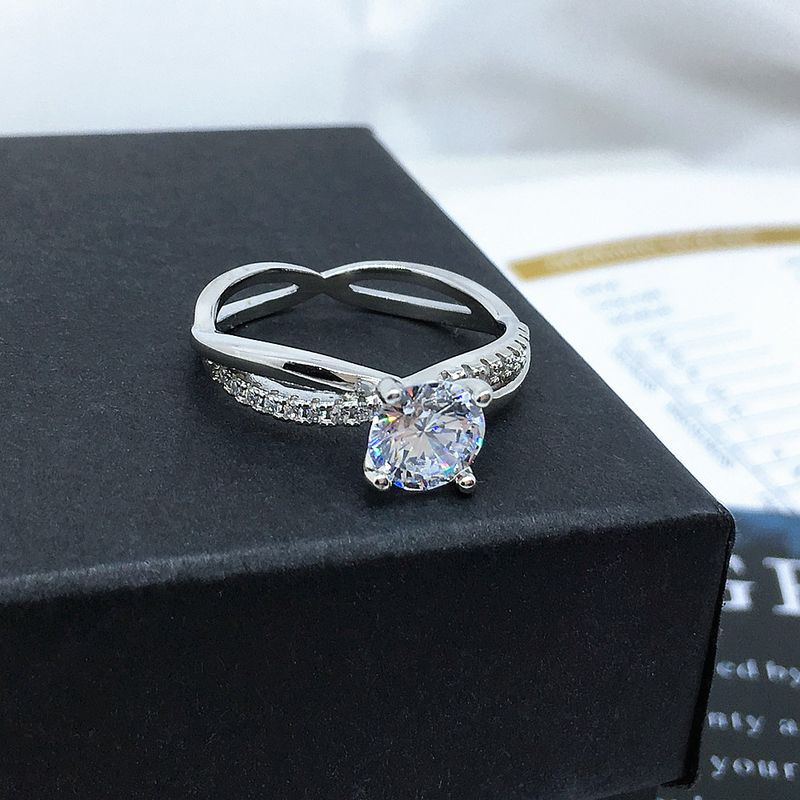 S Pure Silver Liu Shishi Same Four Claw Cross Ring, One Carat Mosang Stone Simulated Diamond Hearts And Eight Arrows_voghion.com