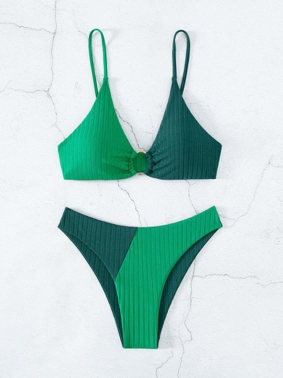 2024 Split Hollow Out Badeanzug für Frauen mit einfarbigem Patchwork-Rundring, sexy, modisch, Slim Fit, Strand_voghion.com