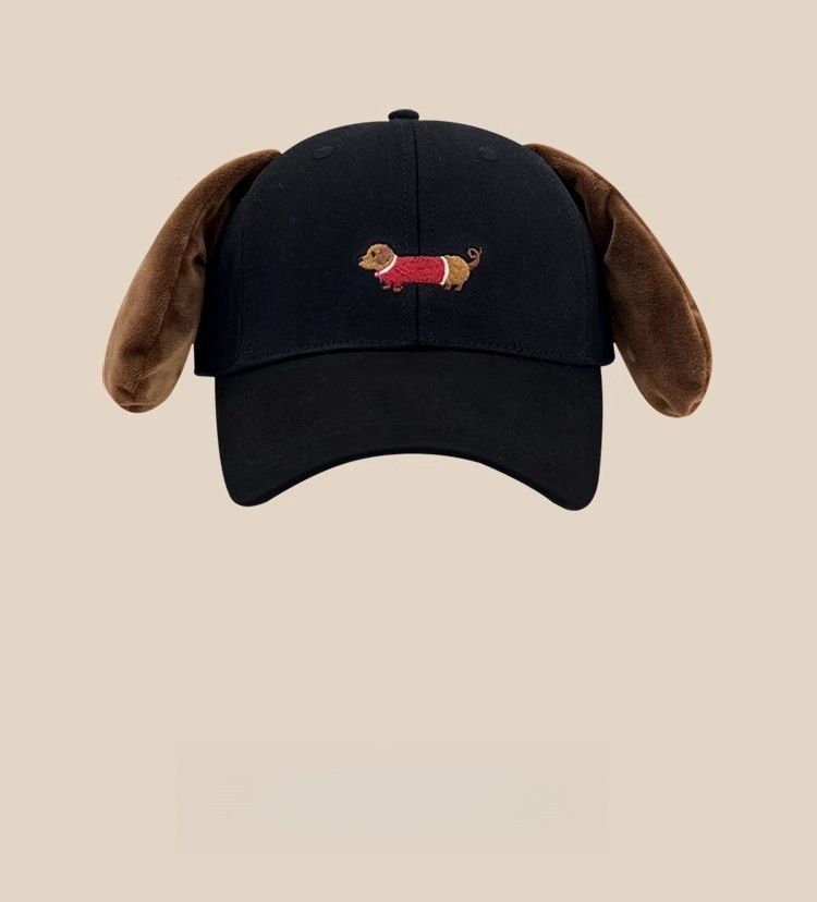 Screaming Sausage Dog Baseball Female Ins Funny Ears Pinching Sunshade Versatile Face Showing Small Duck Tongue Hat_voghion.com