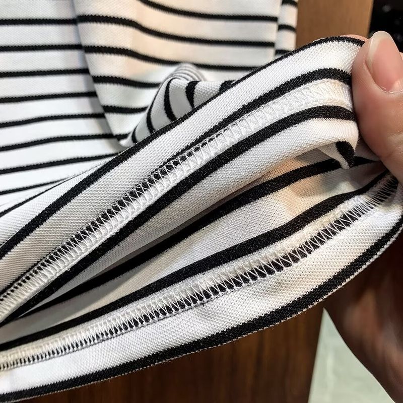 Men's Clothing color ice silk short sleeved T shirt for men in summer, high end fashion and versatile round neck casual bottoming shirt for men_voghion.com