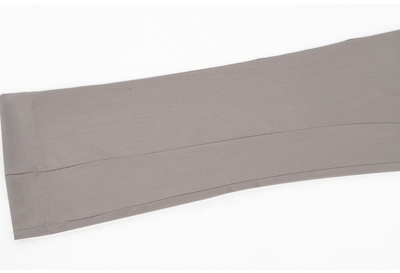 Deconstructed Tailored Trousers – Clean-Fit Micro Flare Pants With Seamless Stretch & Wrinkle Resistance_voghion.com