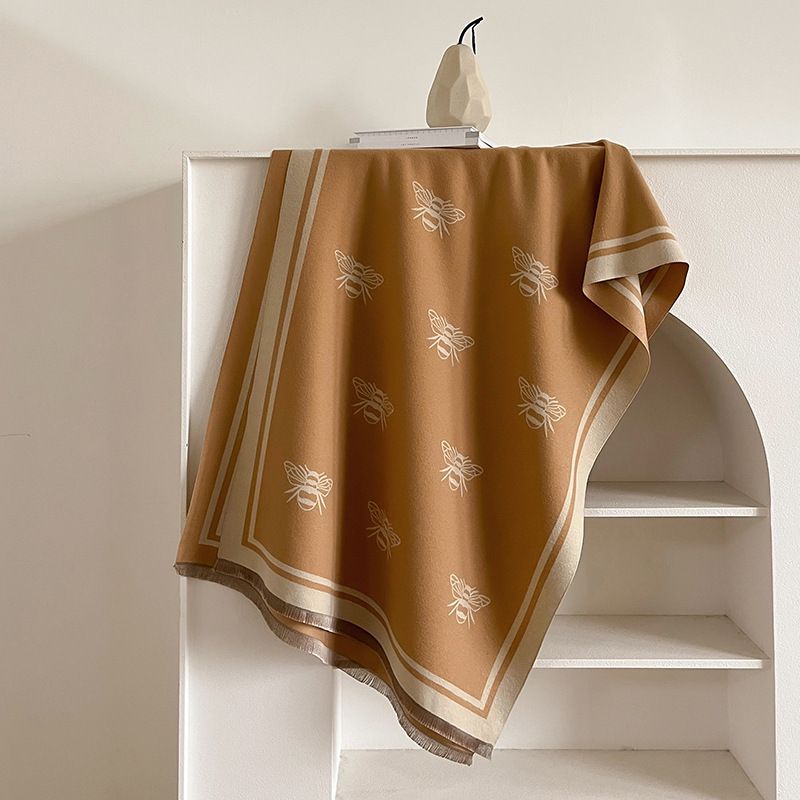 Nuovo autunno e inverno grande marchio stile tendenza sciarpa stampa ape alla moda capospalla scialle cashmere sciarpa calda spessa_voghion.com