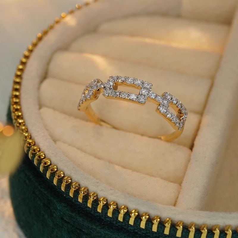 French Vintage Small And Antique Cuban Chain Popular On Internet, The Same Pig Nose Ring With Diamond Inlay For Women's_voghion.com