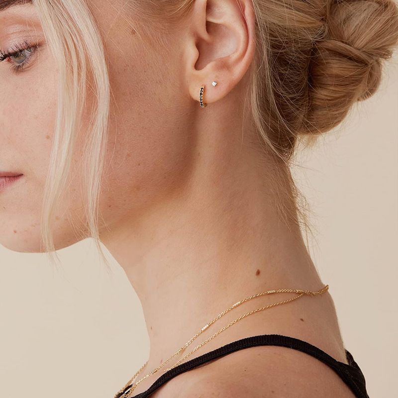 Orecchini ovali multicolore da donna, design di nicchia, versatili, con micro zirconi intarsiati, alla moda e semplici._voghion.com