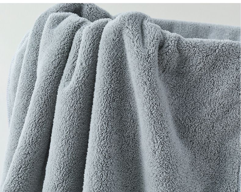 Πετσέτα μπάνιου από μαλακό απορροφητικό ύφασμα με μεγεθυμένο χοντρό φλις ύφασμα_voghion.com