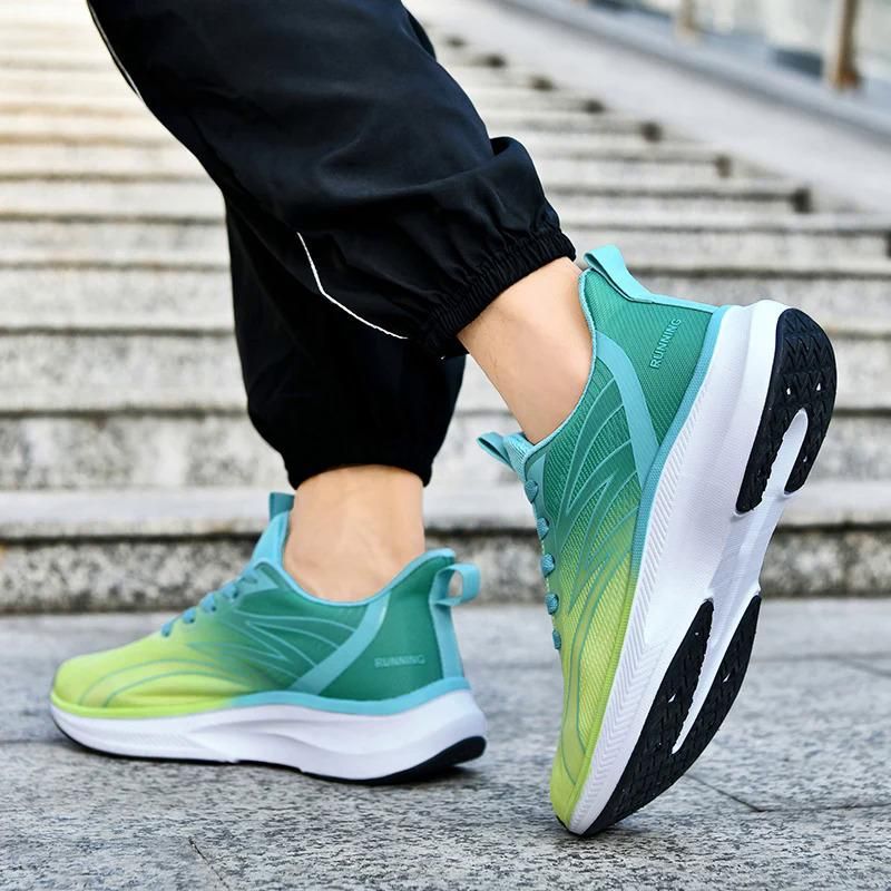 Scarpe da corsa da uomo, da jogging e traspiranti, con suola morbida, in mesh, con design personalizzato e di ultima generazione._voghion.com