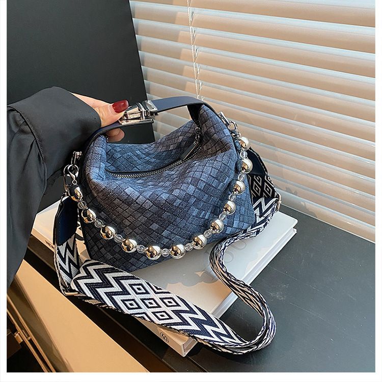 Nuova borsa a secchiello con perline in tessuto in stile cinese per le donne 2024 Nuova borsa a tracolla con catena e piccola borsa_voghion.com