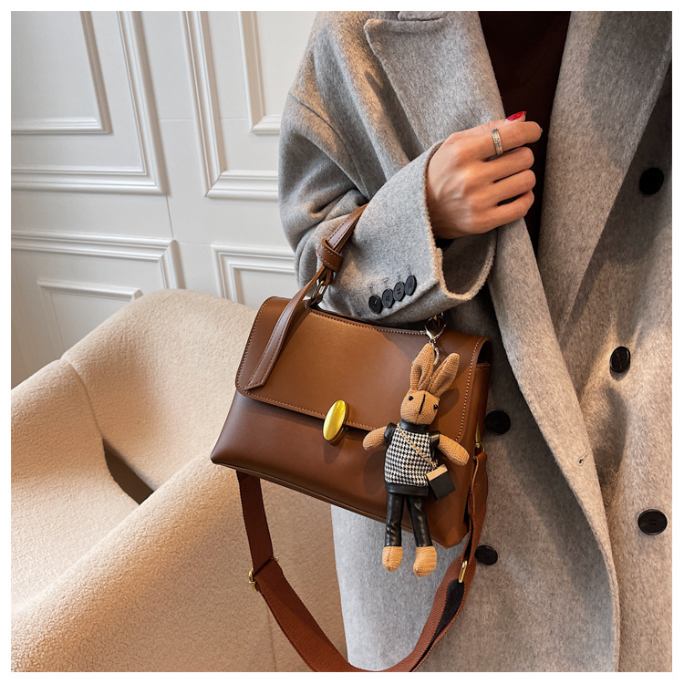Borsa a trama Borsa da donna 2023 Borsa a tracolla nuova moda primavera 2023 Borsa a tracolla monospalla rossa versatile in rete_voghion.com
