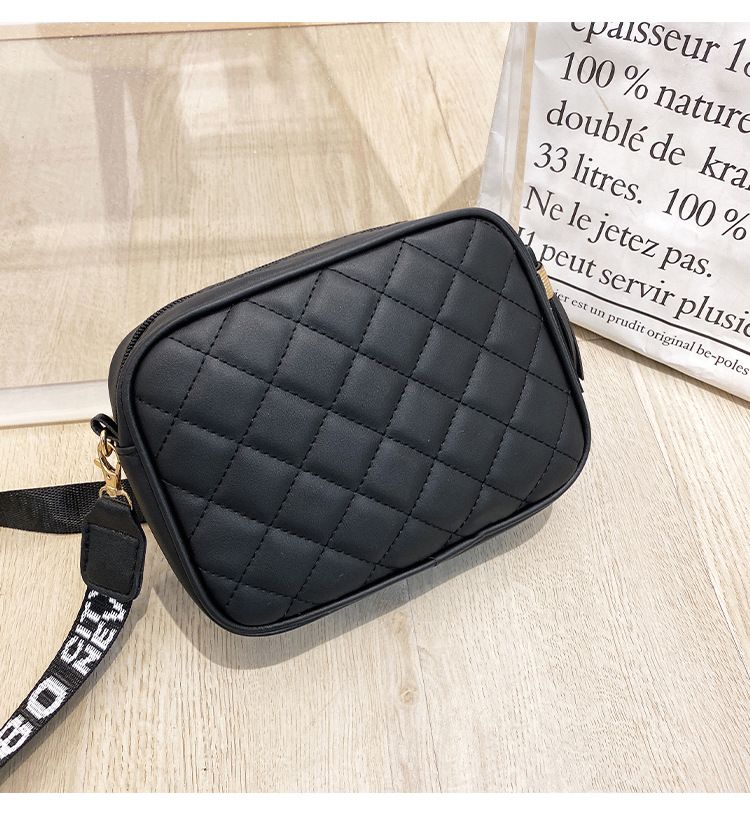 Borsa da donna con tracolla trapuntata, tracolla con lettera, paillettes e frange (elegante borsa a tracolla con chiusura a zip)_voghion.com