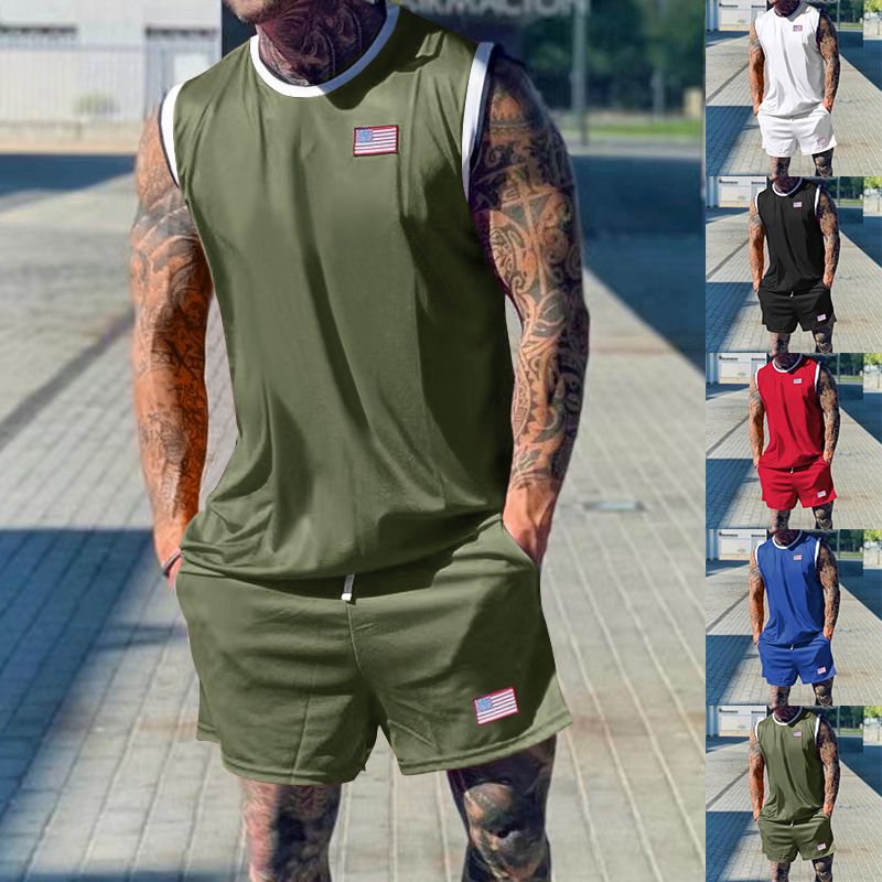 2024 Sommer Neues schnelltrocknendes Tanktop-Shorts-Set aus Mesh für sportliche Herrenbekleidung_voghion.com