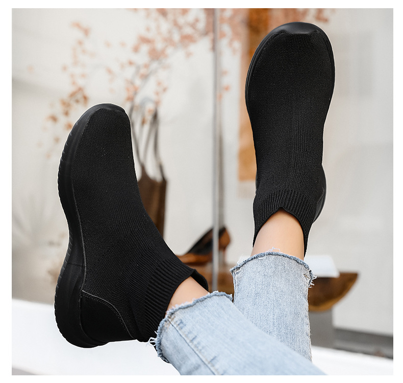 Plus Size Women's Breathable Sock Sneakers Slip-On Lazy Shoes_voghion.com