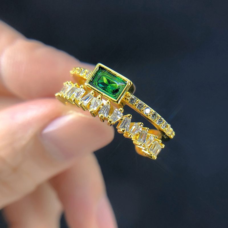 Beliebter geometrischer offener Ring mit farbigem Zirkon für Frauen. Verstellbarer Ring aus Kupfer und vergoldet_voghion.com