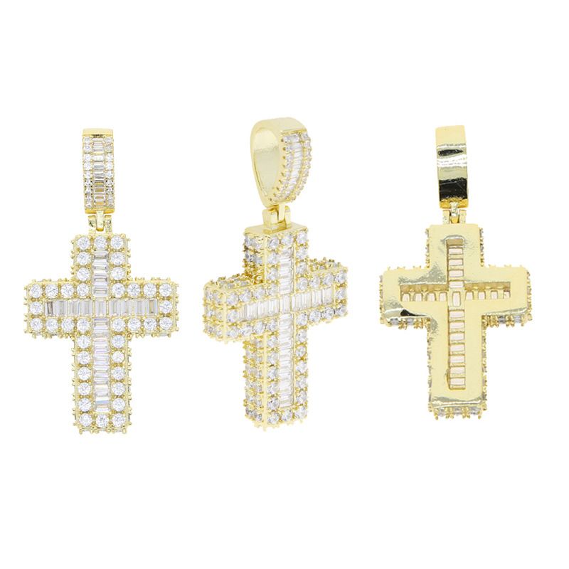 Neien Hip-Hop Kräizanhänger mat ageleetem Zirkon a Gold a Sëlwer am Punk-Stil Halskette fir One Piece_voghion.com
