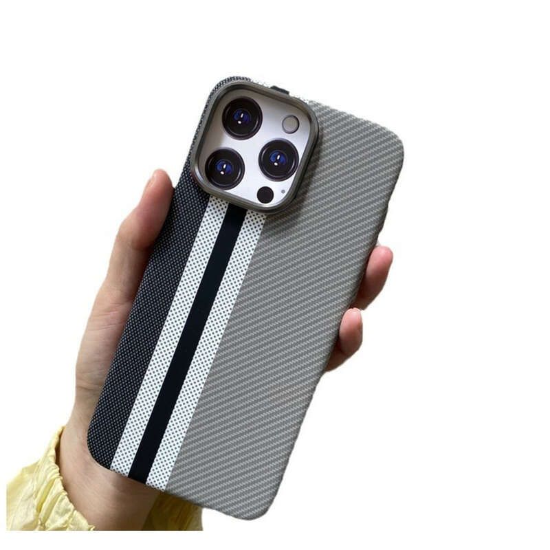 British Style Embossed Frosted Carbon Fiber Patterned Water Stick Hard Iphone 16ProMax1514 Splicing Striped Magnetic Phone Case_voghion.com